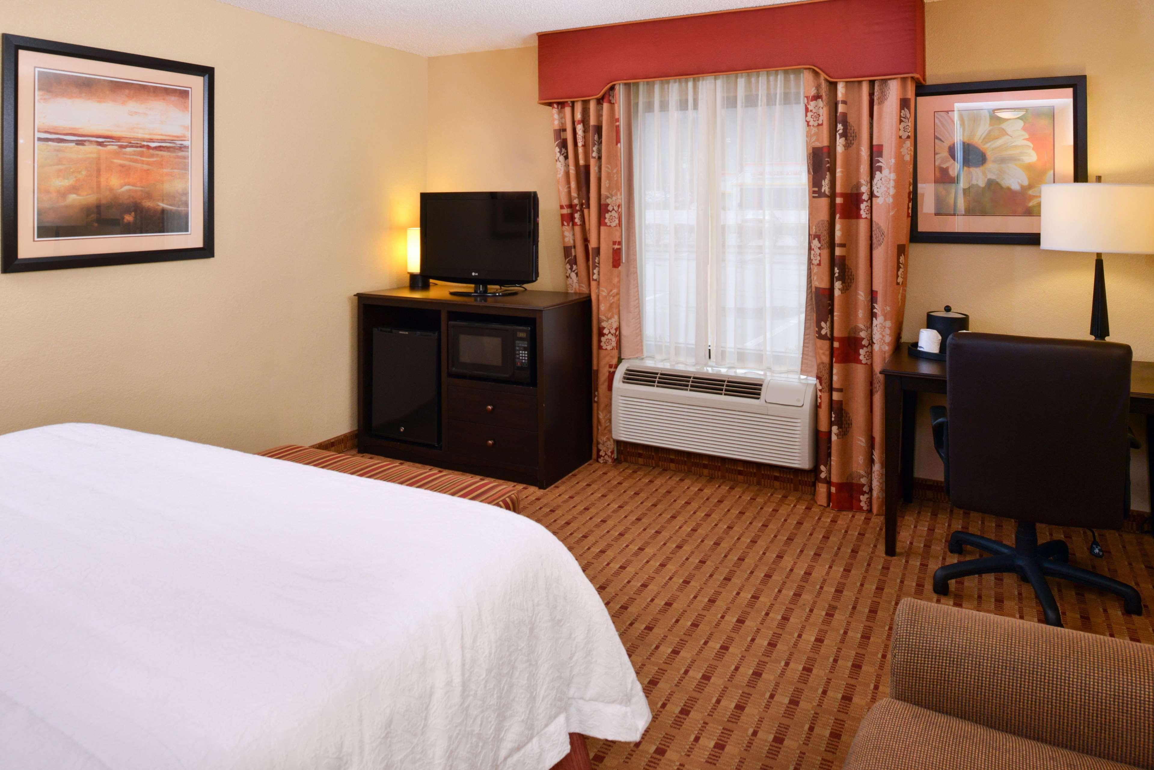 Hampton Inn Williamsburg Extérieur photo